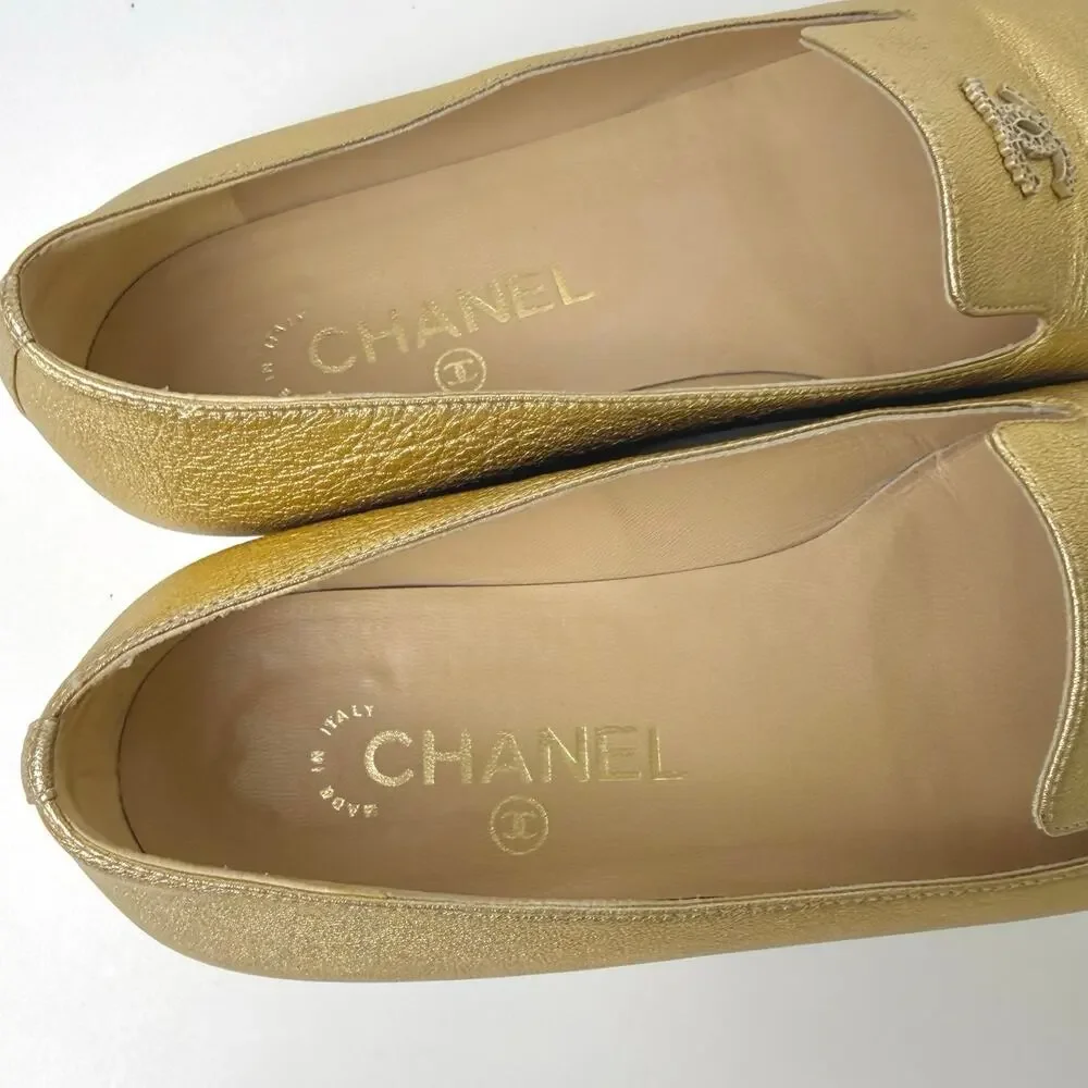 Chanel Metallic Gold Leather CC Embellished Loafers Flats Size 38 Authentic